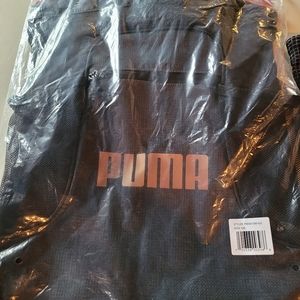 Bnwt puma challenger sack sells new at dicks for $25